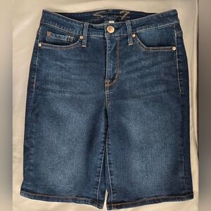 Womens Seven7 Bermuda Shorts Sz 10 10" Inseam 10" Rise Stretch